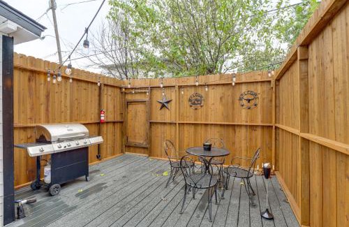 Oak Cliff Apartment | Walk to Bishop Arts District Home with Deck