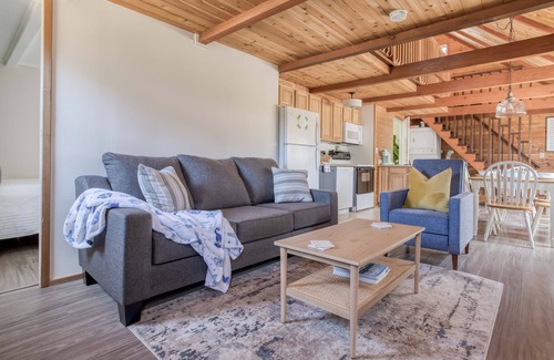 Pacific City House | Charming Getaway Steps from Cape Kiwanda with Ocean Views