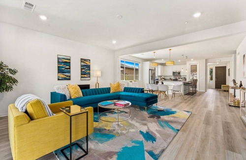 Indio House | Desert Paradise: Walk to Coachella with Private Pool & Arcade