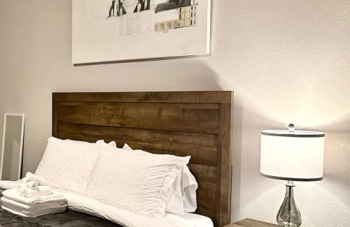 McNeil Apartment | Walk to Domain 2BR Gym&Pool