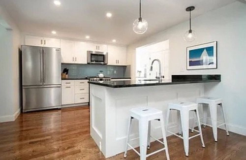 Bristol House | Prime Location Near Downtown Bristol and Beautiful Harbor
