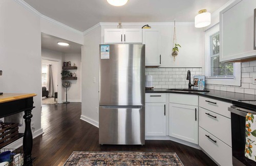 Lee's Summit House | Walk to Downtown,King Beds,Accessible Home!Arcade