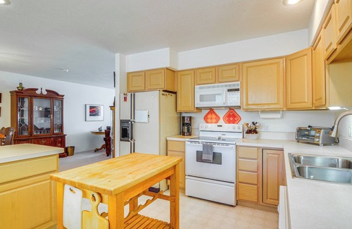 Page House | Family-Friendly Retreat: 3 Mi to Lake Powell & Pet Friendly