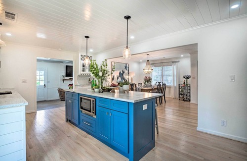 Alpharetta House | Idyllic Alpharetta Home - Steps from Downtown & Amenities!