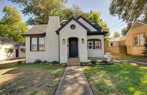 Tyler House | Explore Modern Tyler Tudor Home with Reading Room & Deck