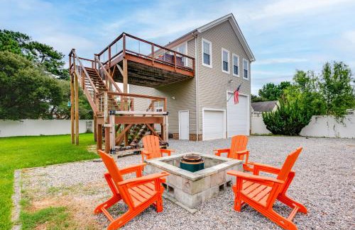 East Ocean View Apartment | Walk to East Beach Apt with Outdoor Space