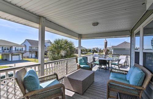 Pirates Beach House | Pet-Friendly Coastal Retreat Steps from Galveston Beach