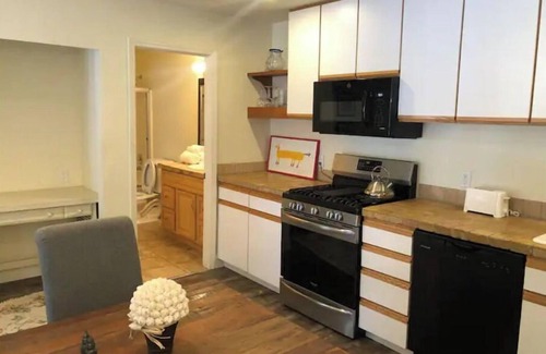 Sun Valley Condo | Convenient Condo Steps from Gondola with Mountain Views