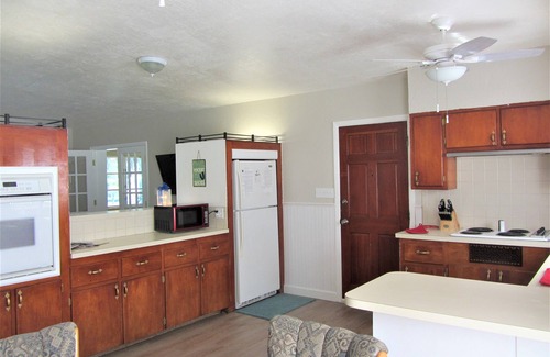 Largo House | Experience Incredible Sunsets Near Indian Rocks Beach