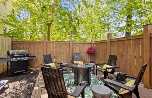 Ithaca House | Ideal Location Near Ithaca Commons & Cornell University