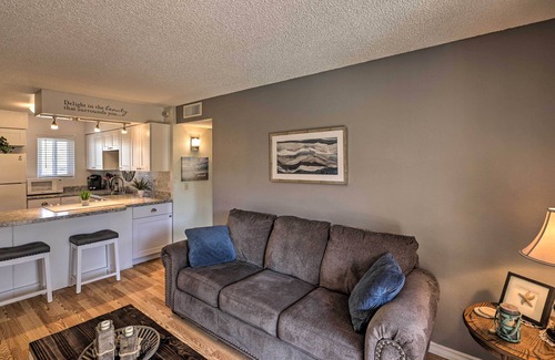 Lake Havasu City Condo | Premier Lake Havasu Condo: Steps to Dining, Shops & Fun!