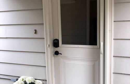 Coeur d'Alene Cottage | Prime Location Near Lake and Tubbs Hill with Breakfast Included