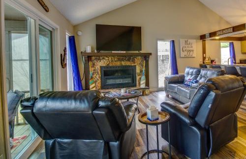 Osage Beach House | Family-Friendly Margaritaville House Near the Lake!