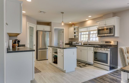 Wallenpaupauk Lake Estates House | Experience a Perfect Getaway at Poconos Vacation Rental!