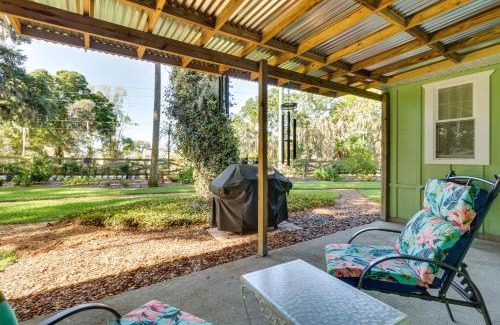 Mount Dora House | Idyllic Mount Dora Tropical Escape Near Lake Gertrude