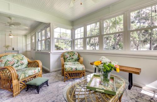 Mount Dora House | Idyllic Mount Dora Tropical Escape Near Lake Gertrude