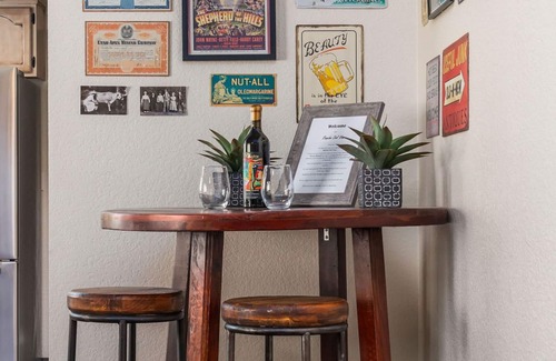 Temecula House | Explore Wine Country Near Leoness Cellars & Oak Mountain!