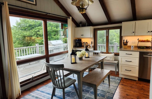 New Shoreham House | Experience Oceanfront Bliss Near Mansion Beach