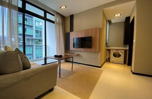Thomson Road Apartment | Walk to Mt.Elizabeth, Splendid 1BR (43sqm / 34sqm)