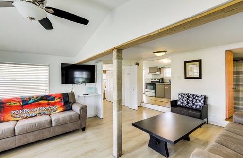 Steinhatchee Cottage | Walk to Pier & River: Dtwn Steinhatchee Escape!