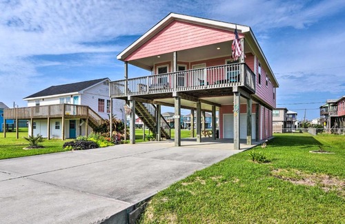 Galveston House | Inviting Galveston Home Steps from Sea Isle Beach