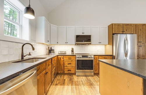 Sebago House | Walk to Sebago Town Beach: Luxe Townhome w/Grill