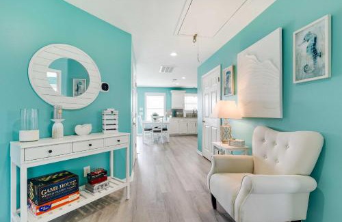 Port Bolivar House | Modern Crystal Beach Retreat Steps from the Shore