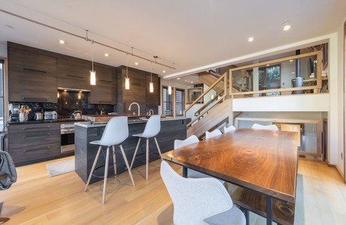 Downtown Park City House | Explore Old Town: Modern 4BR Home with Hot Tub & Fire Pit