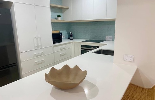 North Ward Apartment | Premier Gregory Street Apartment - Steps from Ocean & Strand