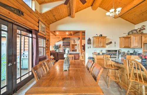 Shell Knob House | Spacious Missouri Lake Home - Steps to Table Rock Lake