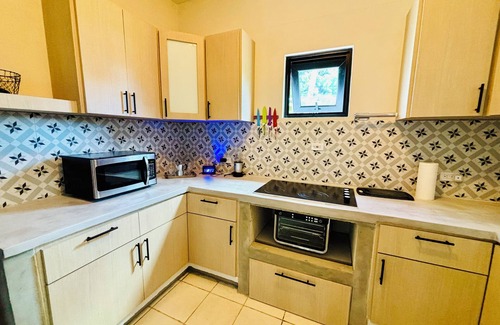 Dorado del Mar House | Walk to the beach, 200M Wi-Fi, BBQ, 24H self check-in!
