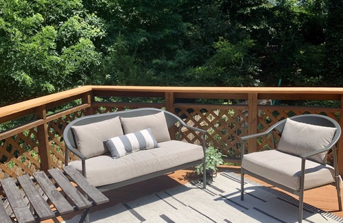 Baiting Hollow Cottage | Beachside Retreat: 4-Bedroom Cottage with Pool Access