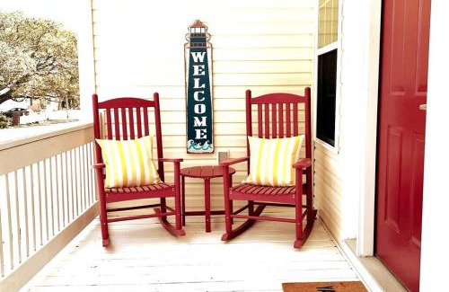 North Myrtle Beach House | Beachside Retreat with Golf Cart and Ocean Views - Sleeps 10