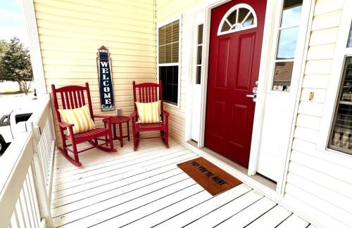 North Myrtle Beach House | Beachside Retreat with Golf Cart and Ocean Views - Sleeps 10
