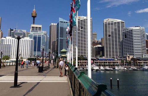 Pyrmont Apartment | Walk to the city, Fish Market, Darling Harbour