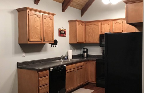 Farmers House | Pet-Friendly Retreat: Walk to River, Close to Cave Run