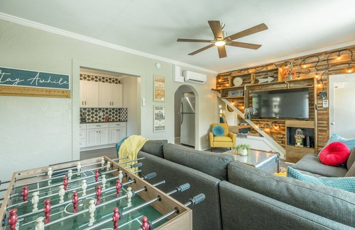 North Chattanooga House | Walk to Chattanooga's Best Attractions from Your Family Oasis