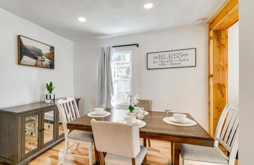 Phoenix House | Walk to Town Oswego River Escape with Marina Views