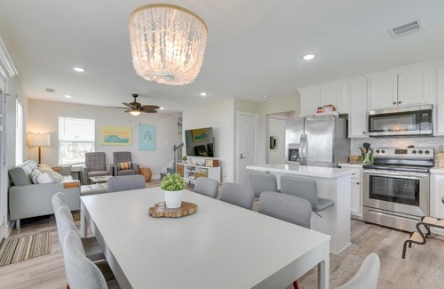 Surfside Beach House | Family-Friendly Surfside Retreat Steps from the Beach