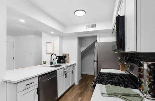 South Lamar House | Walk to Zilker Park & SoCo - Austin's Best