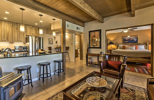 Northeast Santa Fe Condo | Adobe-Style Retreat with Pool & Spa - Steps to Plaza!