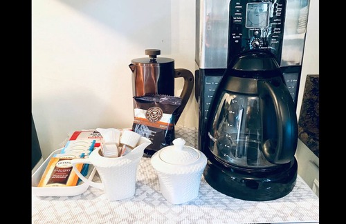 Plaza Midwood House | Historic Bungalow in Plaza Midwood - 10/10 Guest Rated!