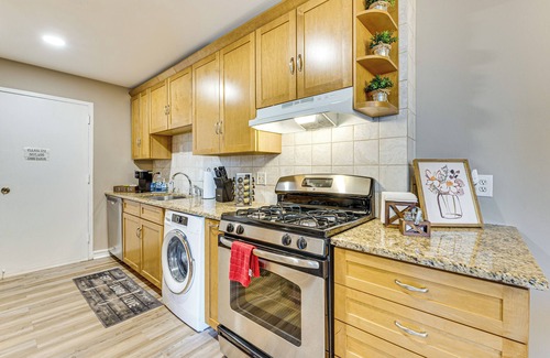 Downtown Atlanta Condo | Walkable Condo < 1 Mi to Centennial Olympic Park!