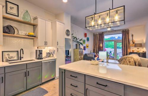 Asheville Apartment | Prime Downtown Asheville Condo with Balcony & Family-Friendly
