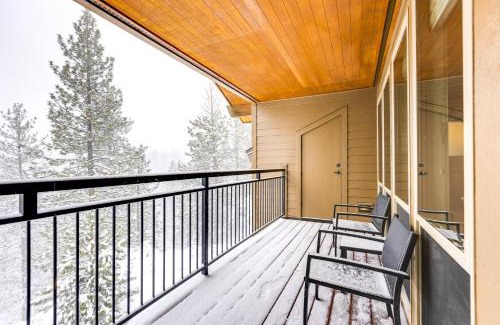 Bend Apartment | Inviting Bend Condo with Pool & Hot Tub Access