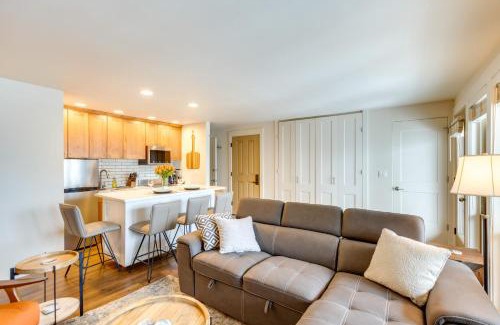 Bend Apartment | Inviting Bend Condo with Pool & Hot Tub Access
