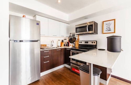 Zona 4 Apartment | Walkable Neighborhood - Foodie hotspot