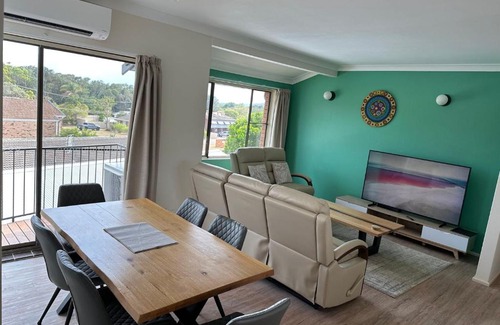 South West Rocks Apartment | Walker 2: Guest Rated 10/10, Family & Accessible Stay