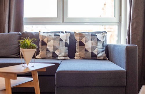 Kilmarnock Apartment | Elegant Walker Suite No53 at Donnini Apartments