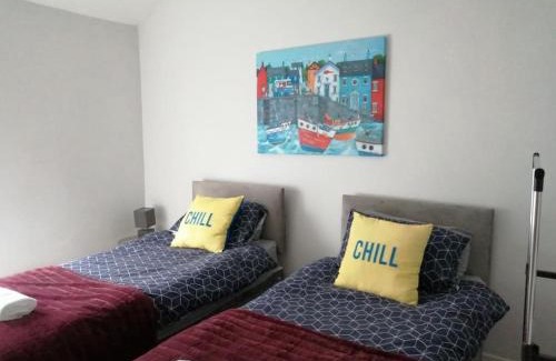 Maesteg House | Walkers Retreat: Family-Friendly Getaway Near Port Talbot